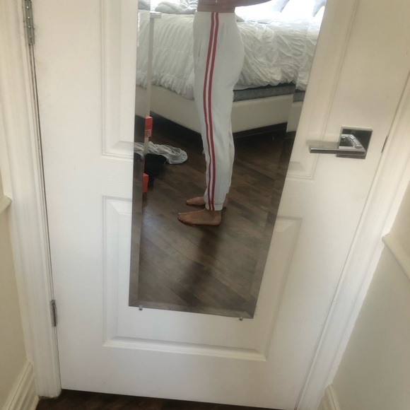 Brandy Melville Johan Galt white sweatpants with red stripes - Picture 2 of 4